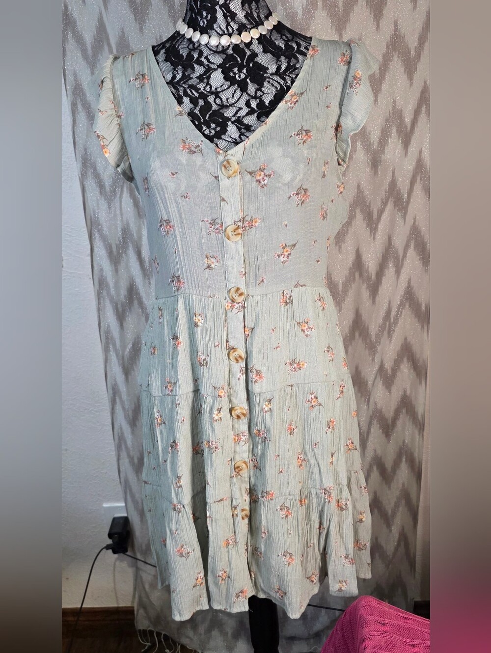 Sweet Wanderer Sage Floral Button Front Tiered Dress Size M Cottagecore